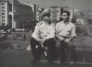 Штепсель одружує Тарапуньку.mp4_snapshot_00.41.49_[2024.01.21_22.37.14]