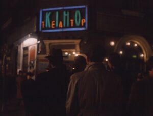 1985 - Які ж були ми молоді (Михайло Бєліков).mp4_snapshot_00.19.35_[2024.02.03_20.30.41]