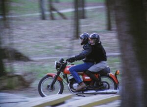 1993 - Dika lyubov (Vіllen Novak).mov_snapshot_00.14.31_[2025.05.21_21.33.47]