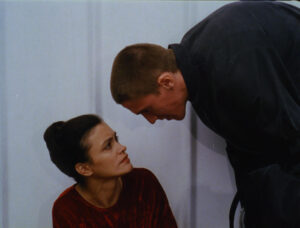 drugoryadni-lyudy-13