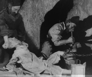 У колишньому гнізді мракобісся_7